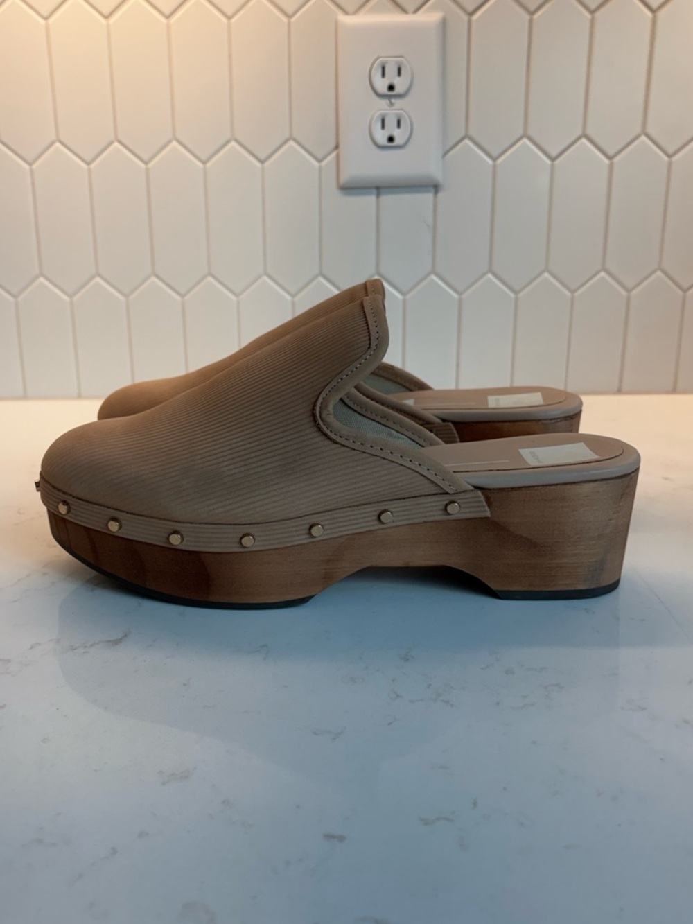 EUC Dolce Vita Closen Clogs. Camel Nubuck Suede. Size 10. Retail price $148. - Picture 2 of 10